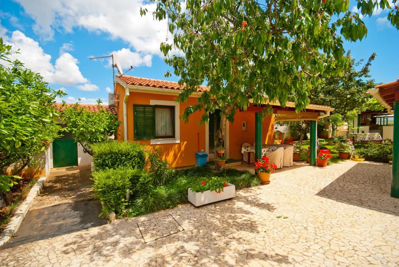 Guest House Bizjak Винкуран Екстериор снимка
